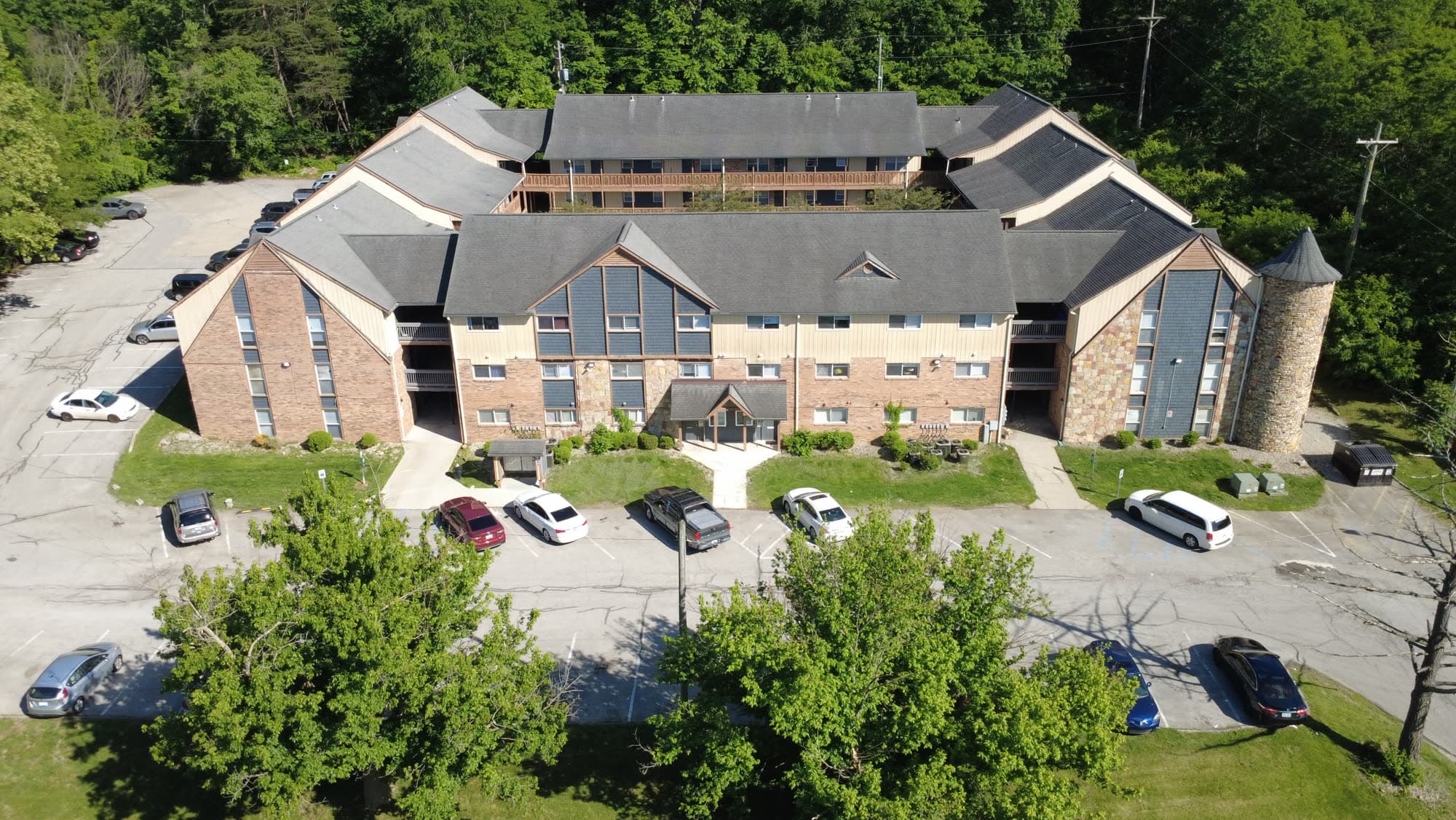 Willow Brook Apartments gallery image 4